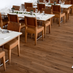 Dřevěné podlahy v komerčních prostorách
